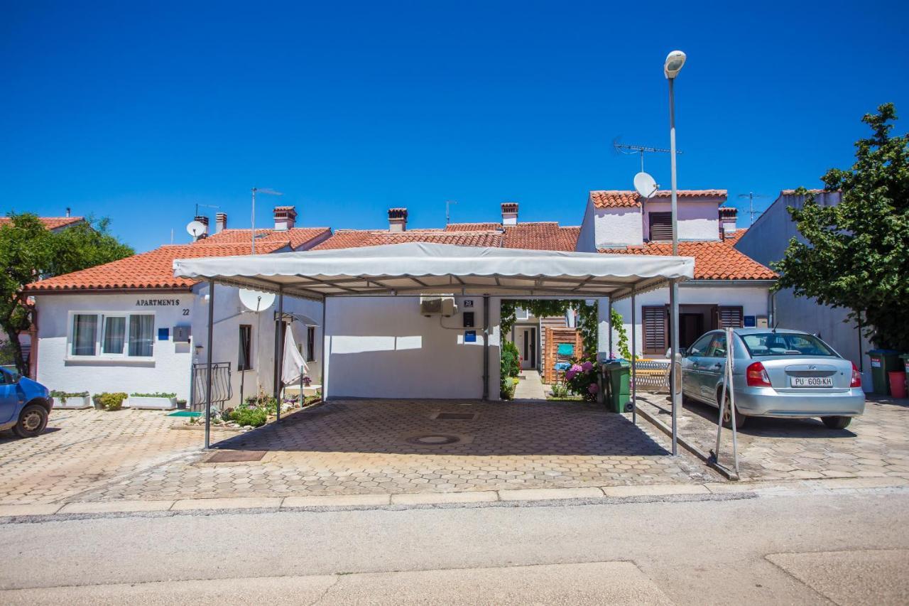 Apartment Rosse Пореч Экстерьер фото